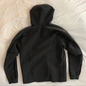 lululemon athletica Shirts - Grey Lululemon quarter zip hoody Large lululemon athletica Shirts - Grey Lululemon quarter zip hoody Large